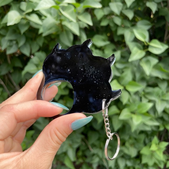 Handmade Resin Keychain! - Picture 4 of 4